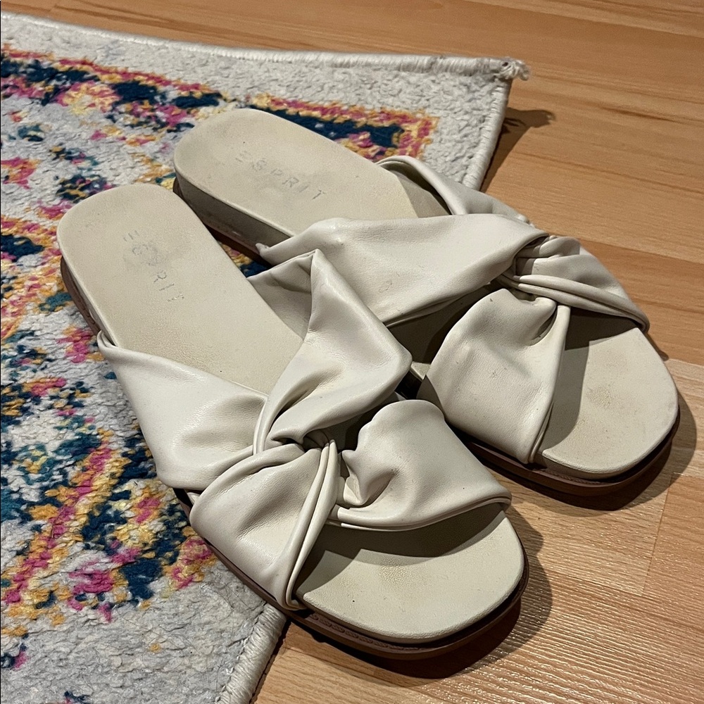 Esprit Women's Elegant Cream Knot Sandals